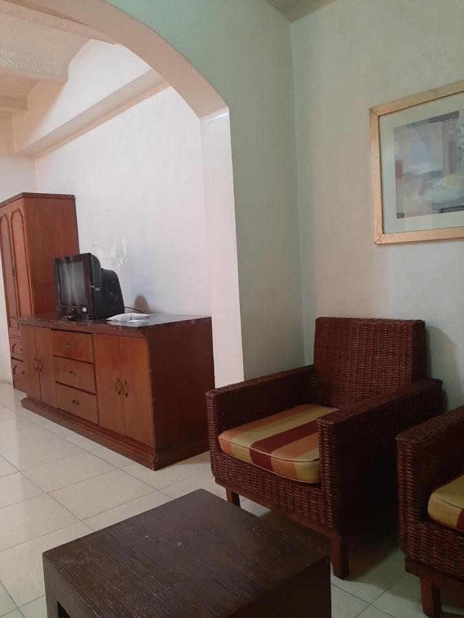 Casa Micarosa Hotel Манила Экстерьер фото